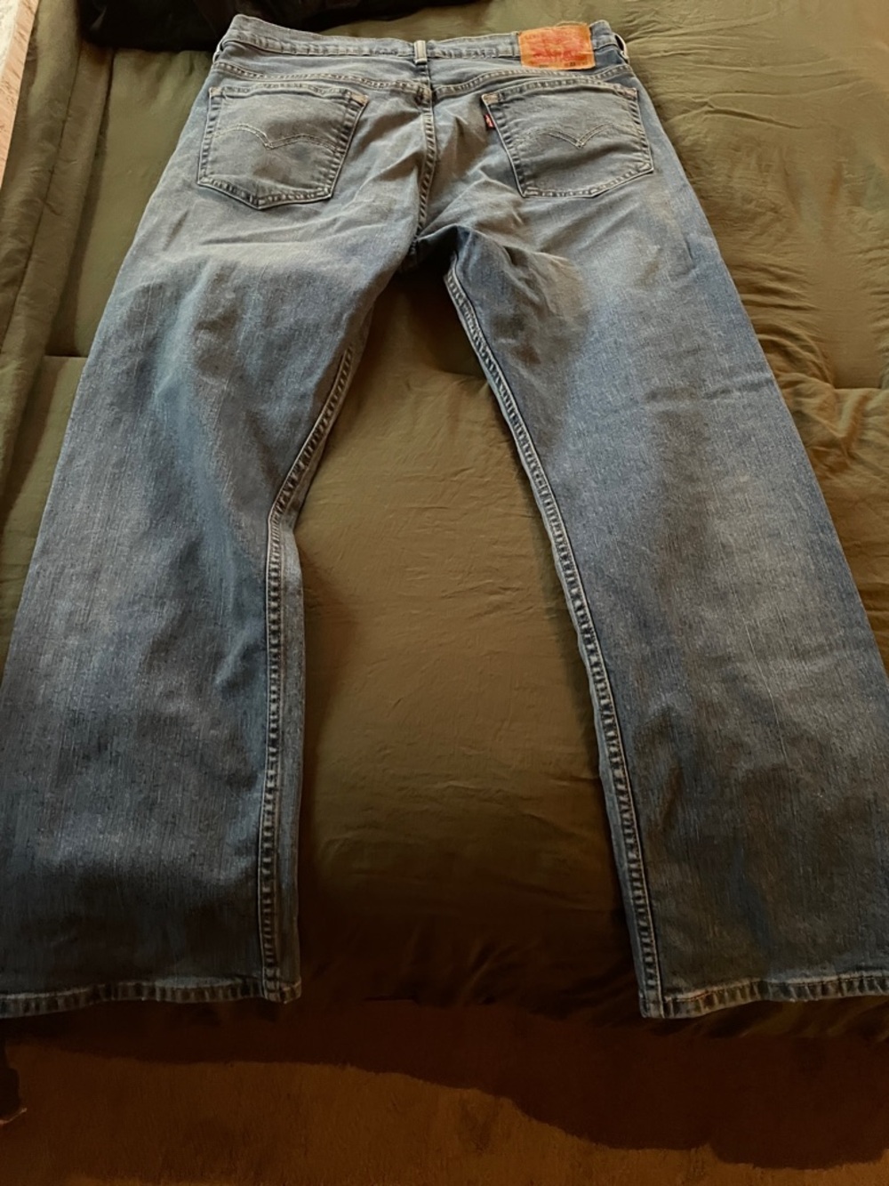 MEN’s Levi's Relaxed Straight Light Blue Denim Jeans - Picture 3 of 3